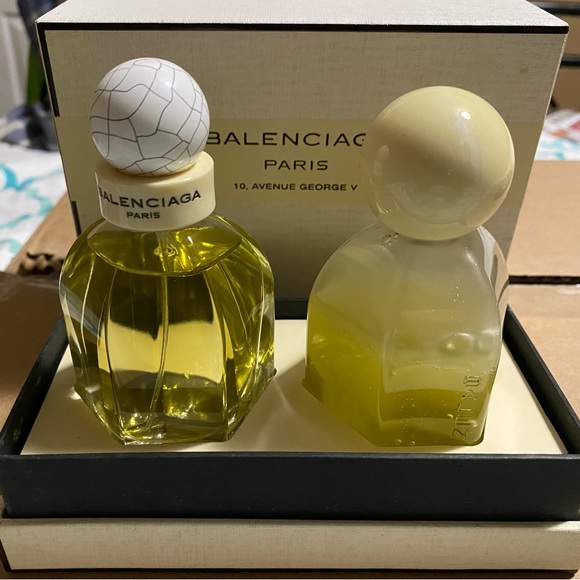BALENCIAGA GIFTSET 50ml/100ml Shower Gel - Picture 1 of 4